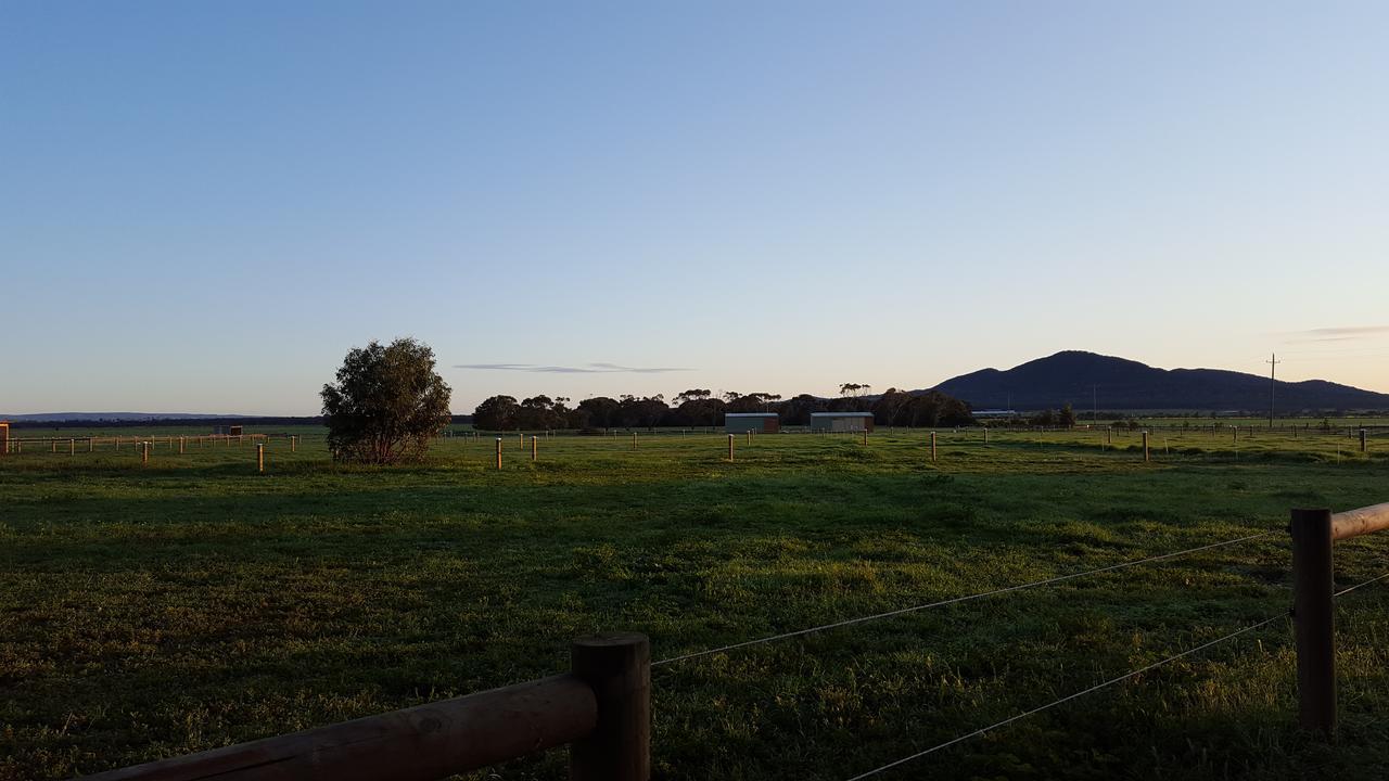 Lara Lodge Buitenkant foto